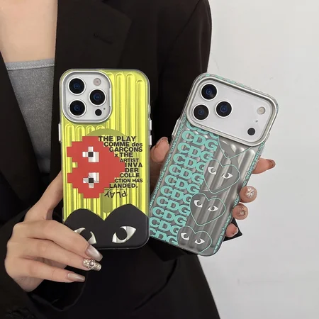 ブランド カバー アイホン17pro comme des garçons風 