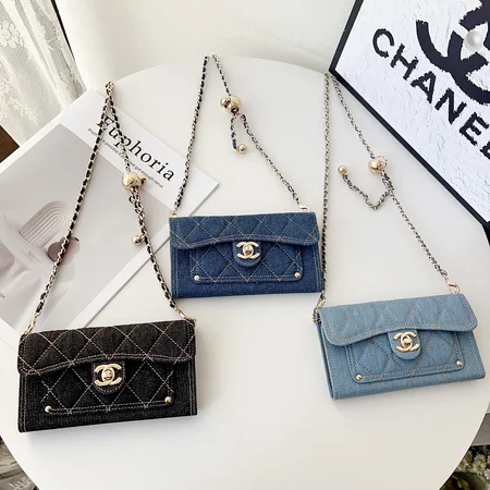 値段 chanel風 スマホケース アイホン17 