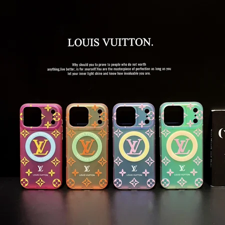 ブランド ケース アイフォーン16 Pro 