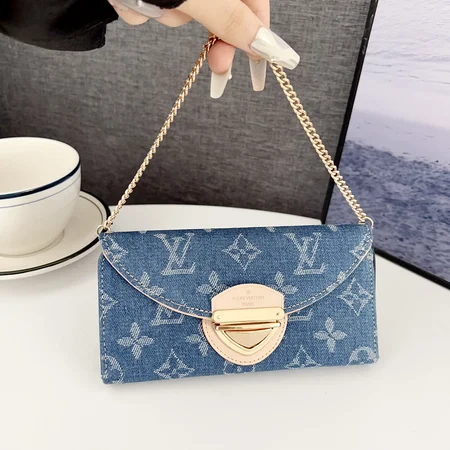 ルイヴィトン風 アイフォーン16 