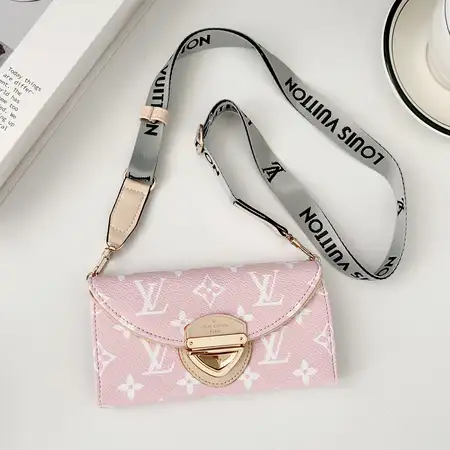 ルイビトン風 アイホン15 plus ケース 