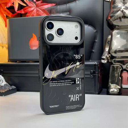 アイフォン17 カバー nike風 