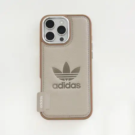 アイフォーン17プロ max 携帯ケース アディダス adidas 
