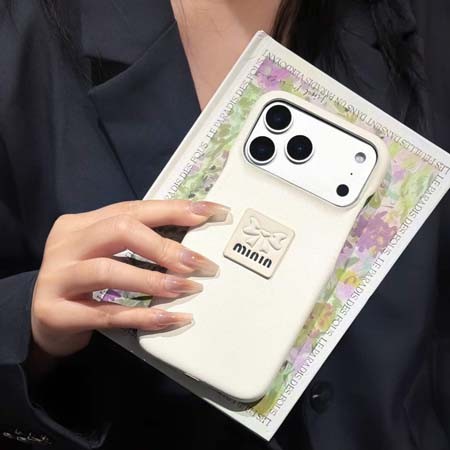 アイホンiphone17 ケース miumiu 