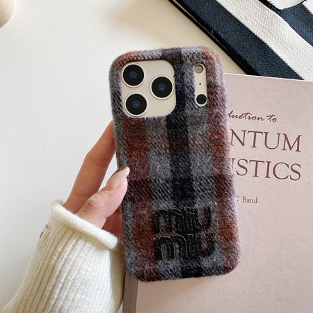 iphoneiphone17プラス miumiu風 スマホケース 