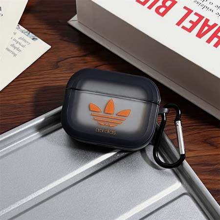 アディダス アイフォン17pro 収納ケース 