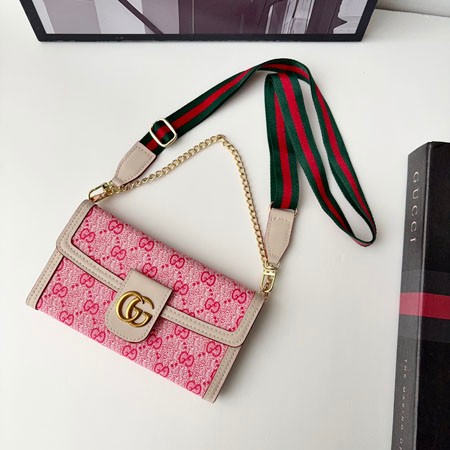 iphoneiphone17 携帯ケース グッチ gucci 