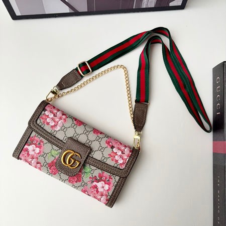 グッチ gucci アイフォーン17 ケース 