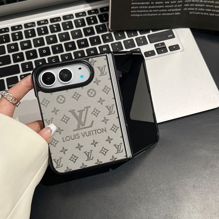 ブランド iphoneiphone18プラス 携帯ケース 