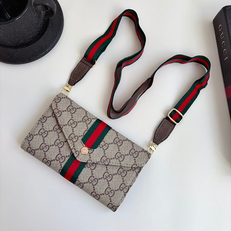gucci iphoneiphone18pro 携帯ケース 