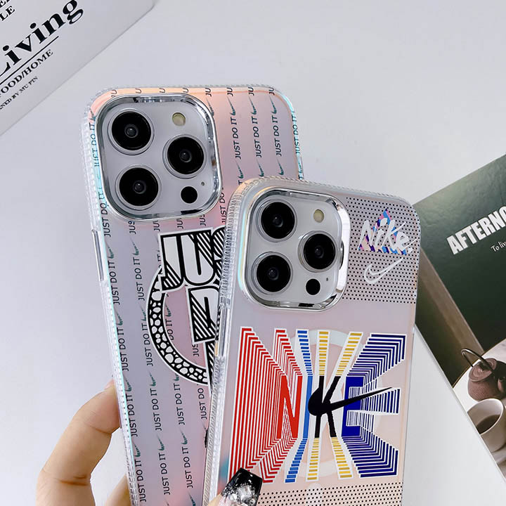 ブランド カバー iphone17 