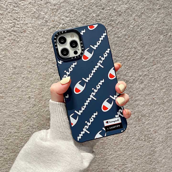 champion 風 iphone 15 携帯ケース 