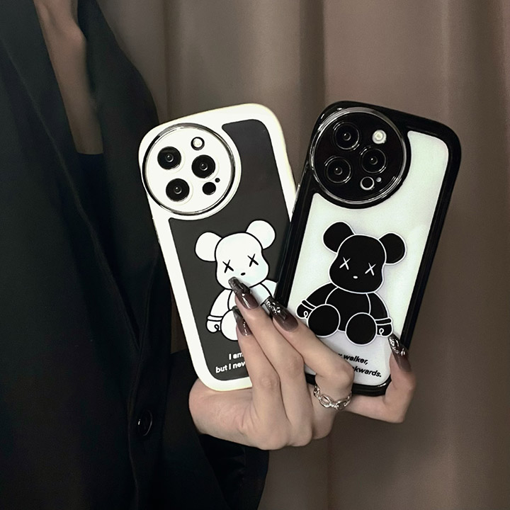 iphone17プロmax ケース ベアブリック bearbrick 