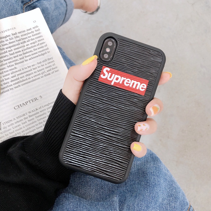 supreme風 アイフォーン17pro 