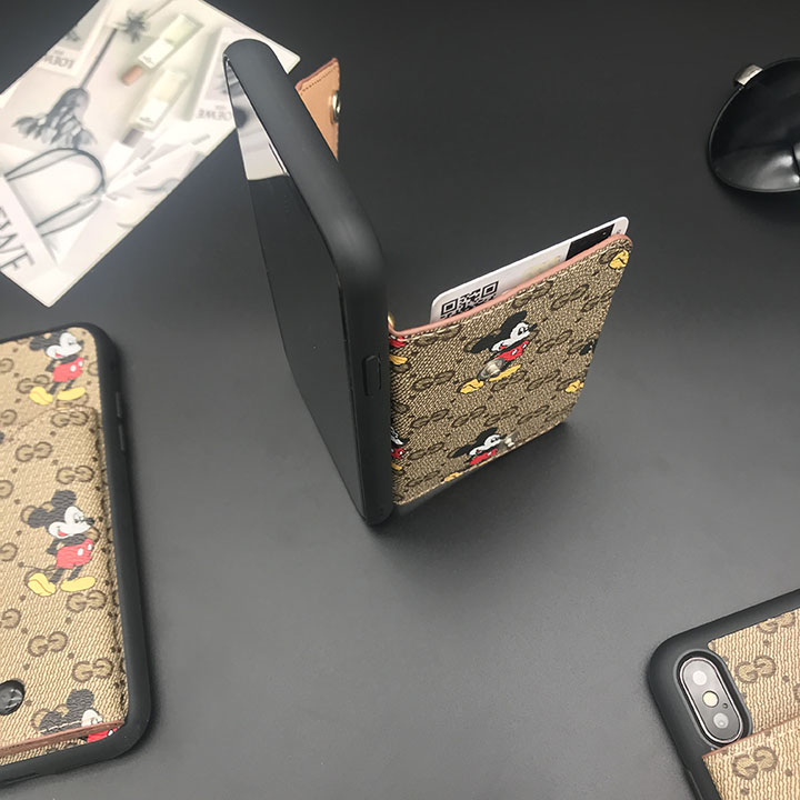 ブランド アイホン15 plus スマホケース 