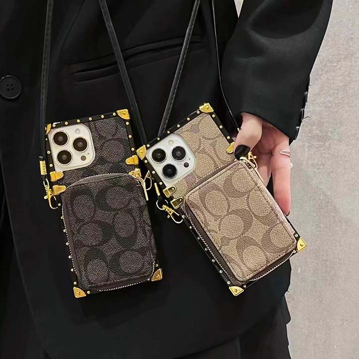 コーチ スマホケース アイフォン 15 pro 