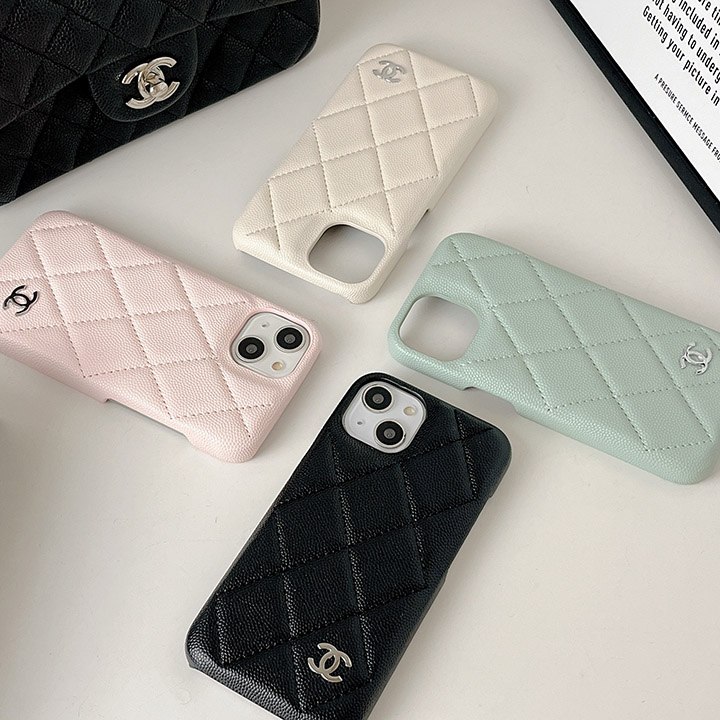 アイフォン17プロ ケース chanel風 