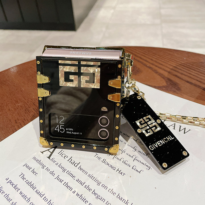 アイフォン 15 pro max chanel風 カバー 