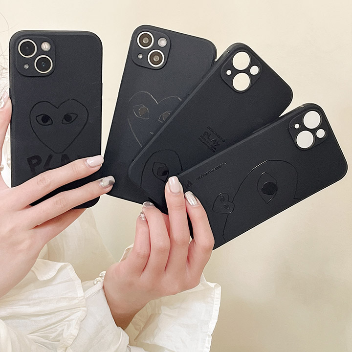 アイホン17プロ comme des garçons コムデギャルソン スマホケース 