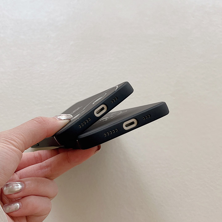 ハイブランド コムデギャルソン風 iphone17 カバー 