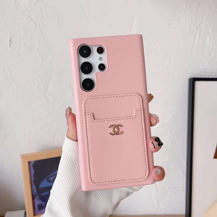 ハイブランド スマホケース アイホン15 シャネル chanel  ヘビ