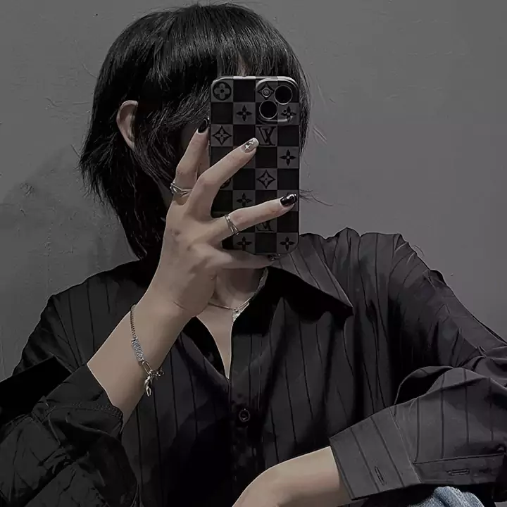 iphone17 vuitton カバー 
