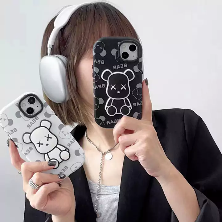 iphone17 携帯ケース bearbrick ベアブリック 