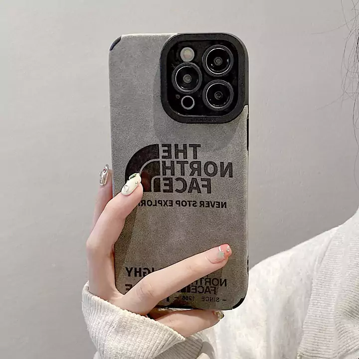 iphone17プラス celine ケース 