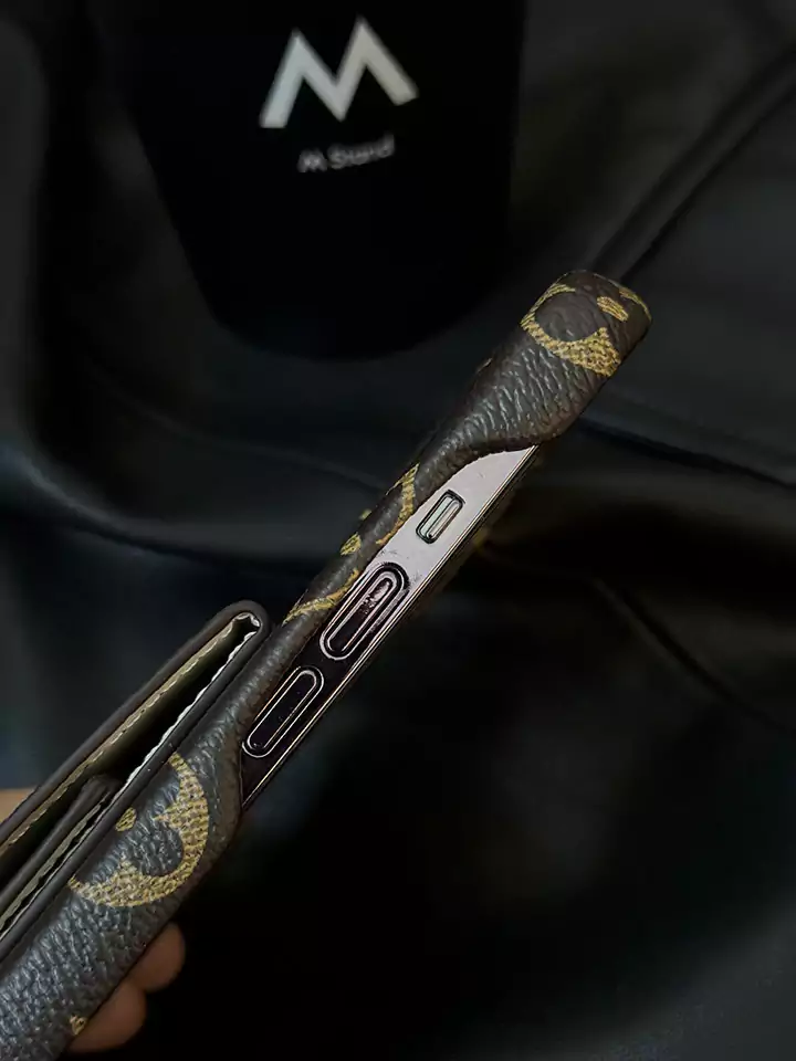 ブランド lv アイフォン17pro スマホケース 