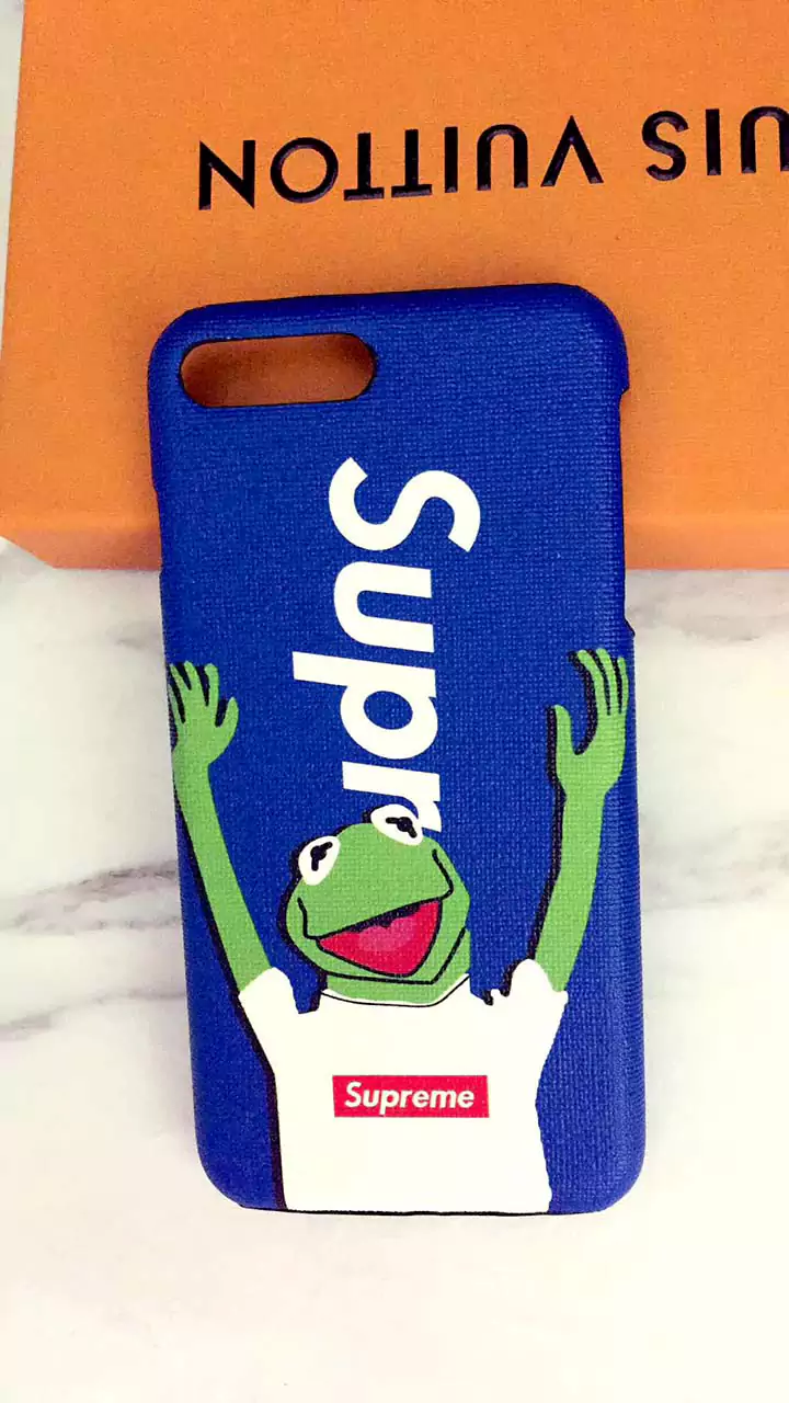 ブランド ケース アイフォーン17 supreme シュプリーム 