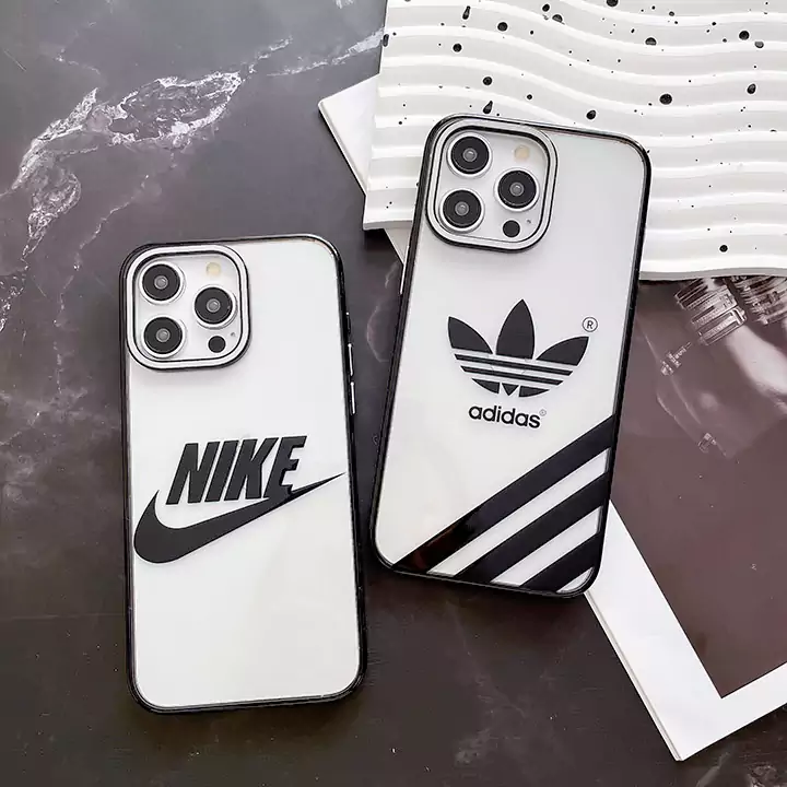 アイフォン 15 plus 携帯ケース adidas 