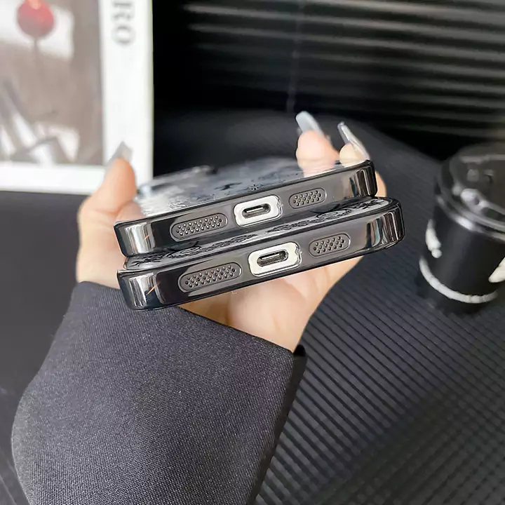 ブランド 携帯ケース アイフォン17 クロームハーツ chrome hearts 