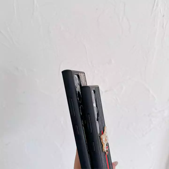 gucci グッチ アイフォーン17 