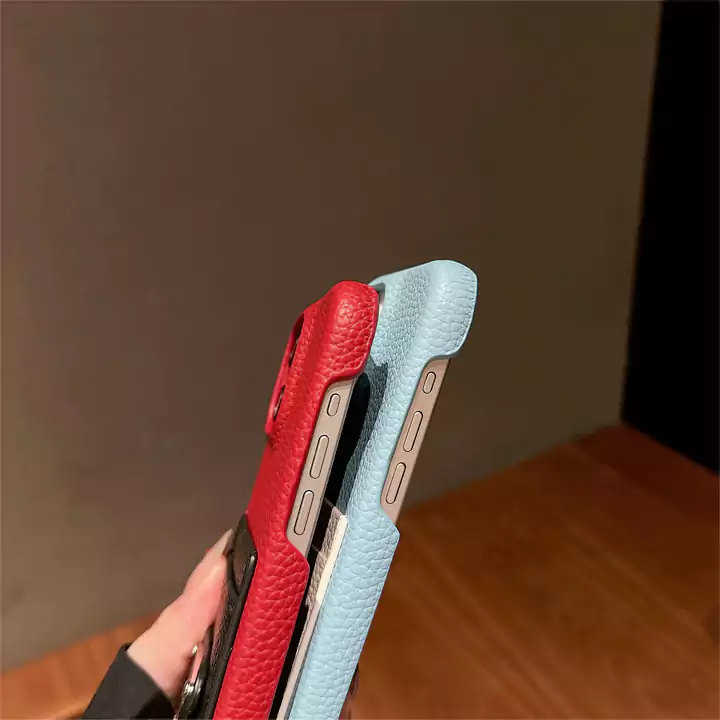 ブランド 携帯ケース アイフォン17 prada プラダ 