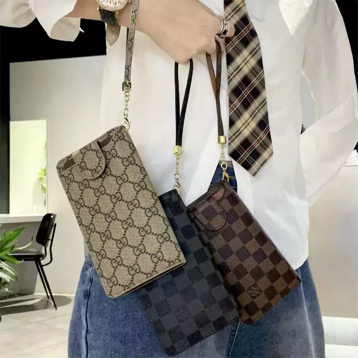 iphone17plus グッチ gucci ケース 