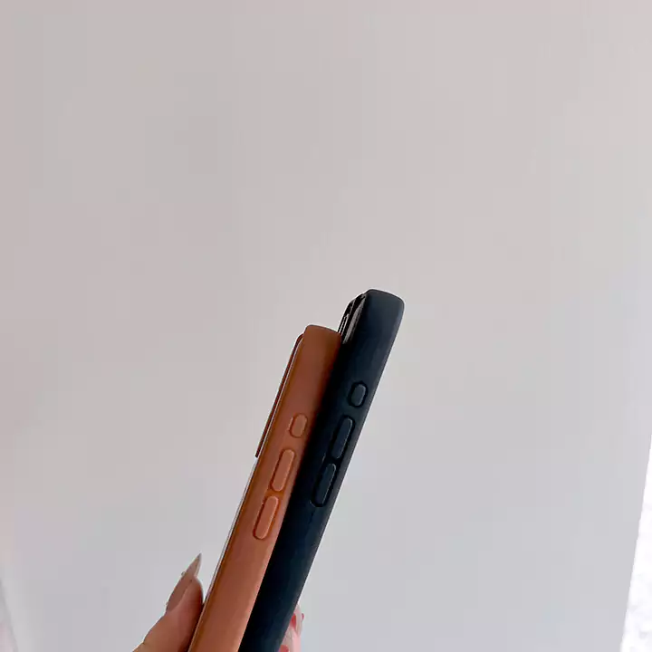 loewe ロエベ アイフォン17 