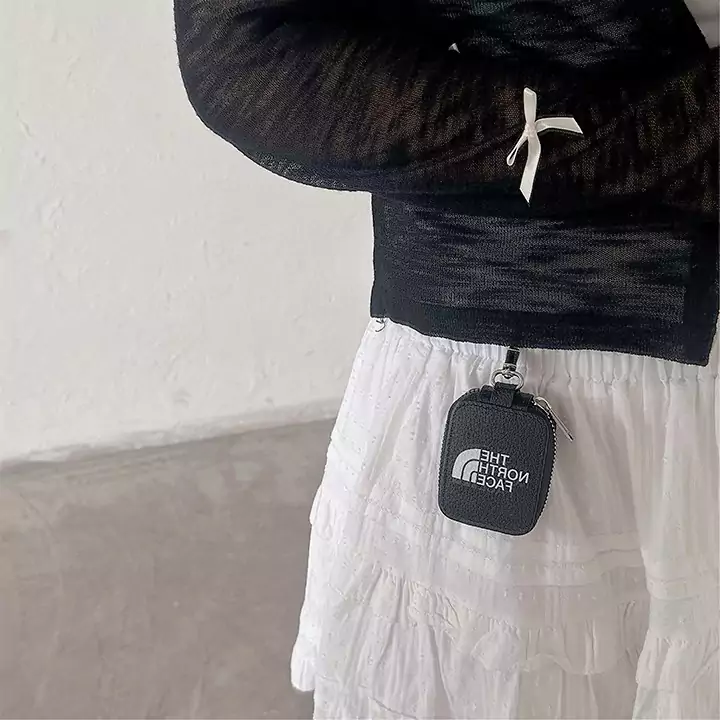 ブランド ザ・ノース・フェイス アイホン17 収納ケース 