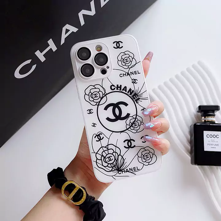 アイホン 14プラス chanel ケース 