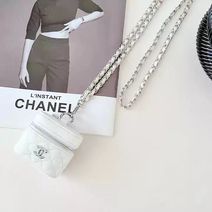 アイフォーン17 chanel風 ケース 
