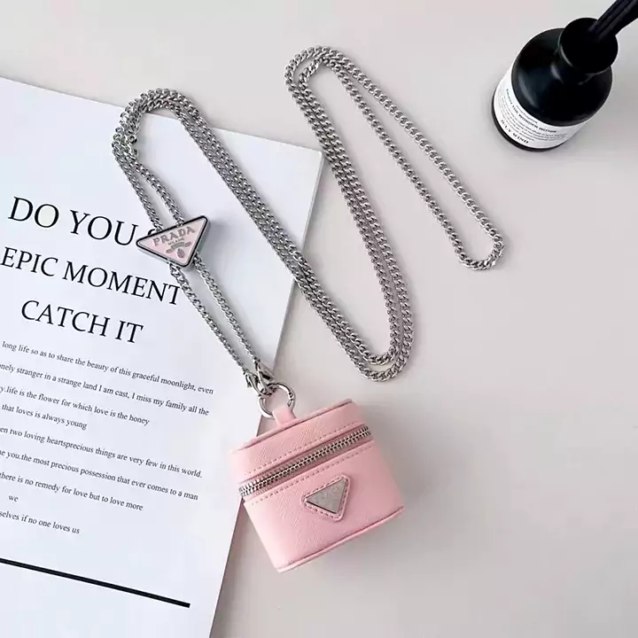 アイフォン17 プラダ風 カバー 