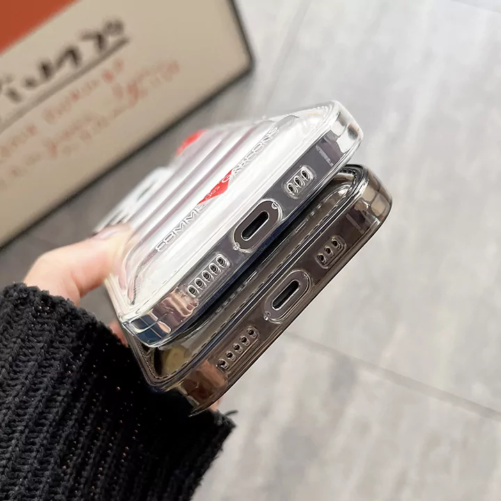 ハイブランド ケース アイホン17 コムデギャルソン風 