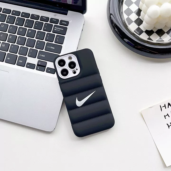 nike カバー アイホン17 