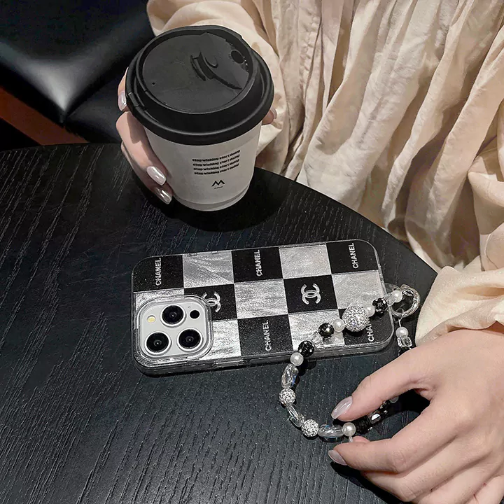 chanel アイフォーン17プラス 携帯ケース 