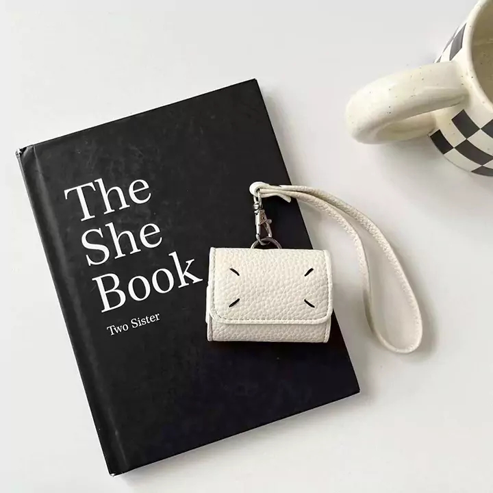 iphone17 カバー maison margiela