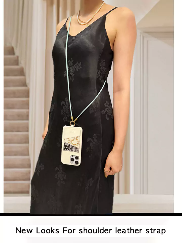 celine セリーヌ アイフォーン17 携帯ケース 