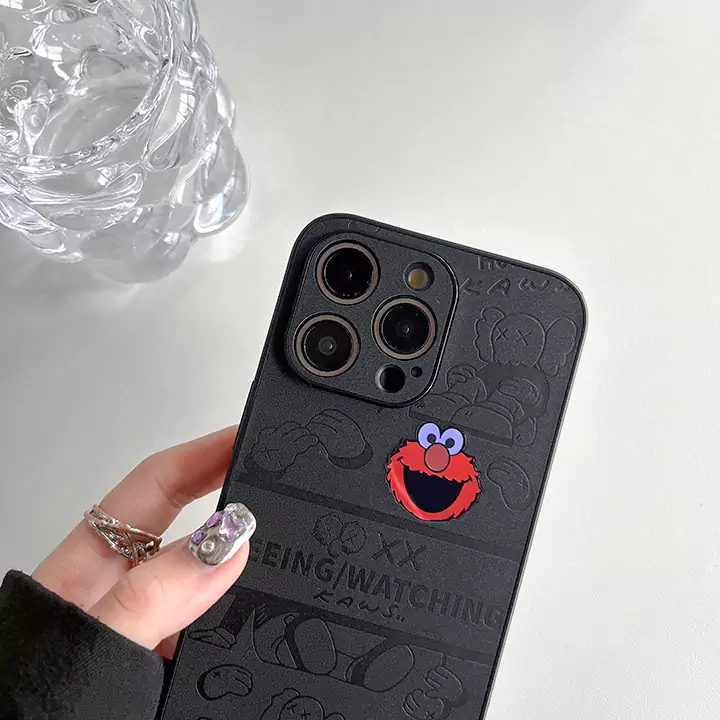 kaws iphone17 スマホケース 