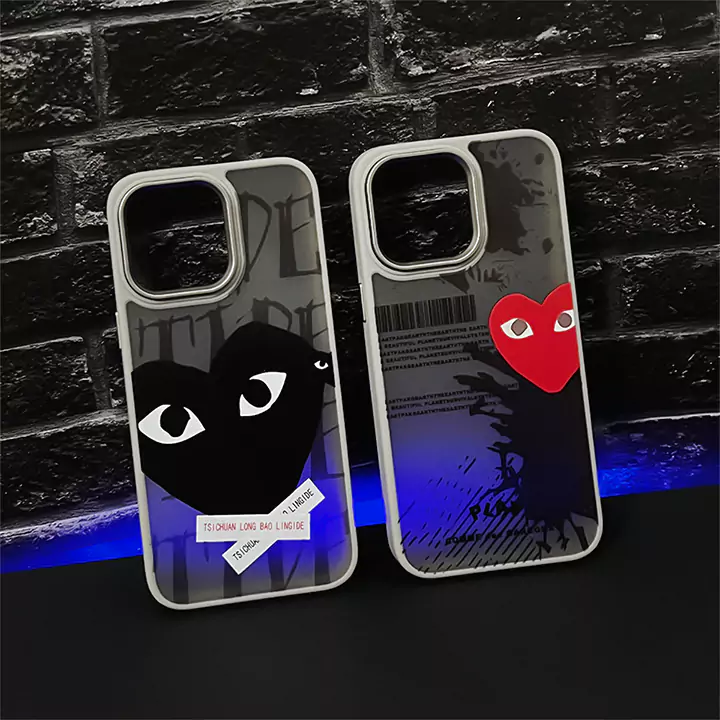 iphone17pro comme des garçons風 カバー 
