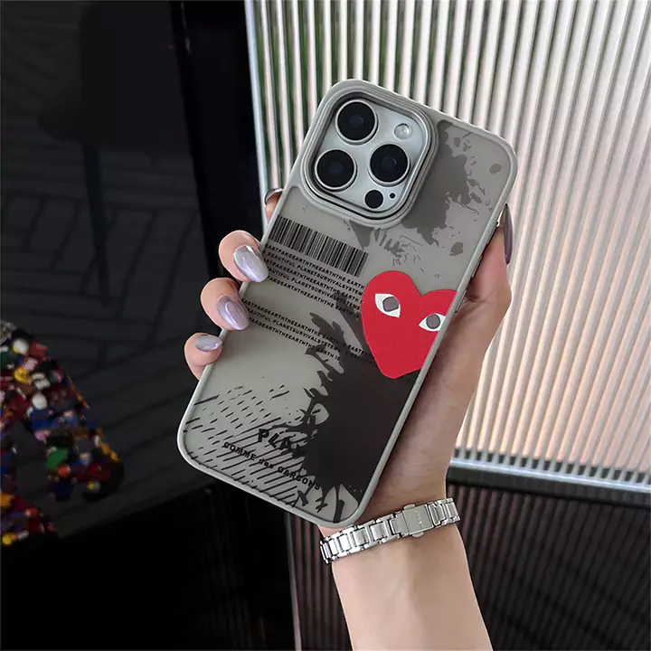 ブランド コムデギャルソン comme des garçons アイフォーン 15 pro 携帯ケース 