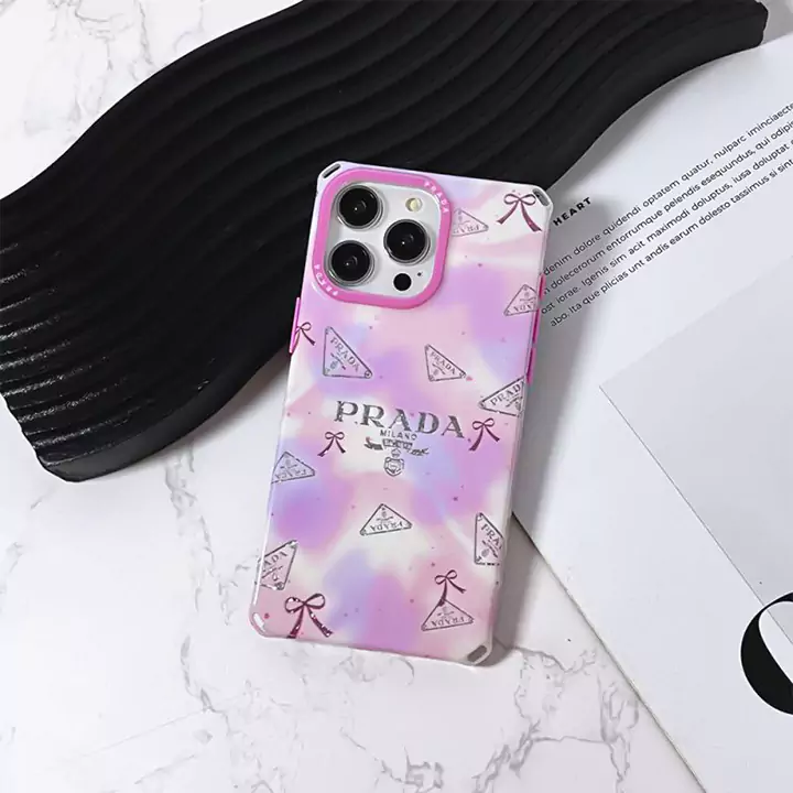 ブランド アイフォーン 15 スマホケース 