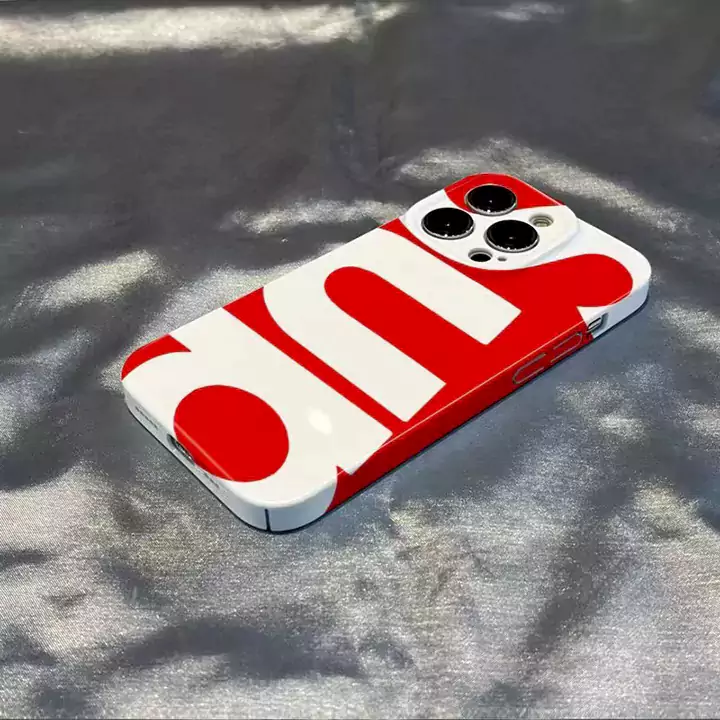 シュプリーム カバー iphone17pro 